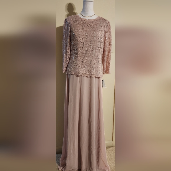 NEW Alex Evenings Pink Formal Sequined Dress/Gown Size 12 with 3/4 Sleeves - Picture 3 of 14